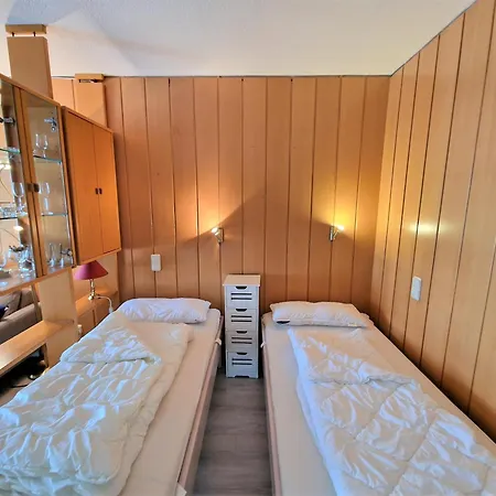Apartment F13-006